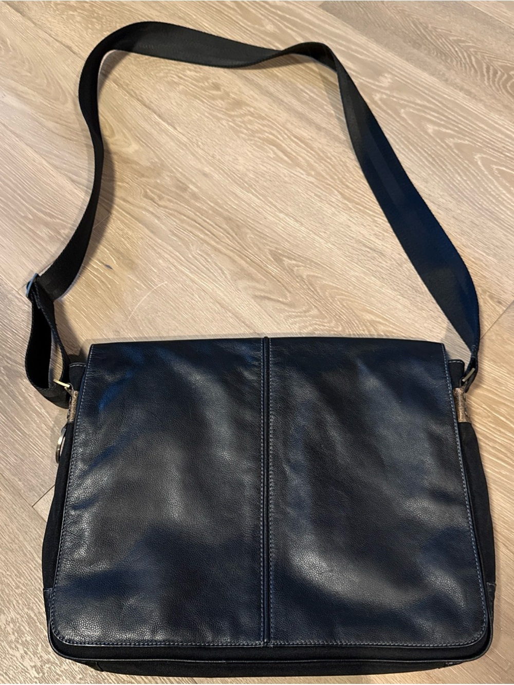 Boconi black leather and canvas slim messenger laptop bag Shoulder Bag
